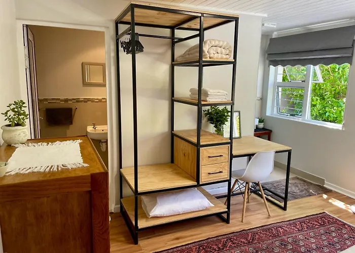 Stellenbosch Serenity Suite